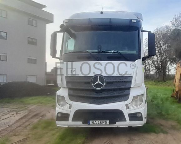 Mercedes-Benz Actros 1842 · Ano 2014