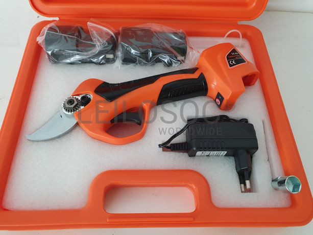 Tesoura Bateria Basic