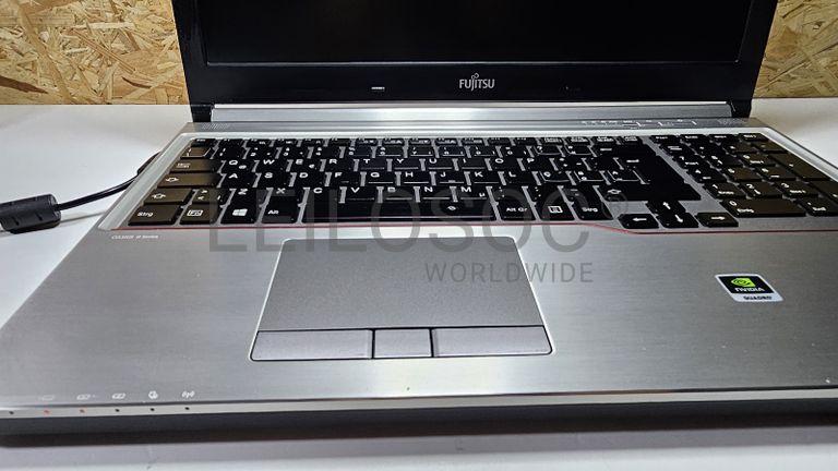 Portátil Fujitsu H770