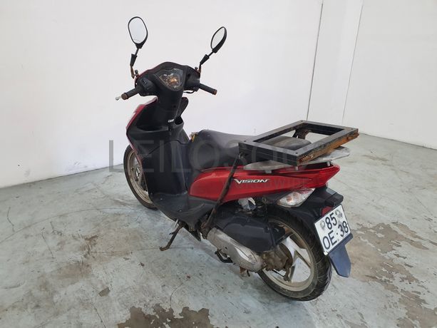 Honda Vision NSC 110 · Ano 2013