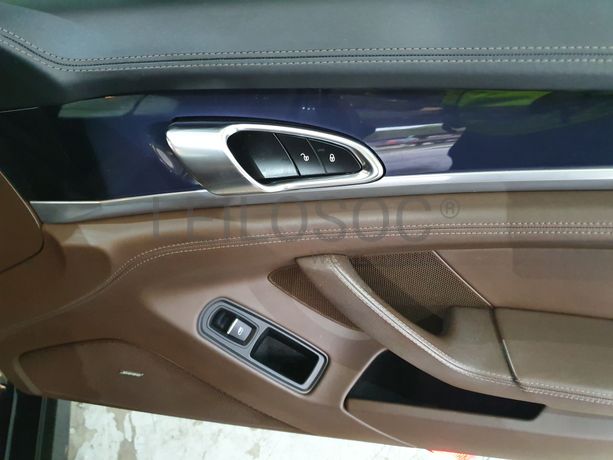 Porsche Panamera 3.0E-Hybrid · Ano 2014