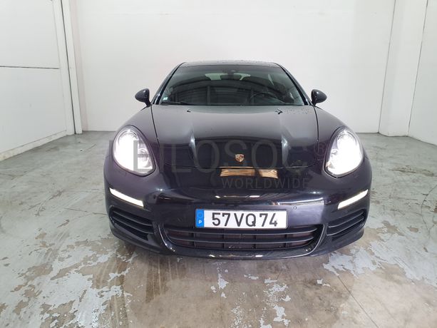 Porsche Panamera 3.0E-Hybrid · Ano 2014
