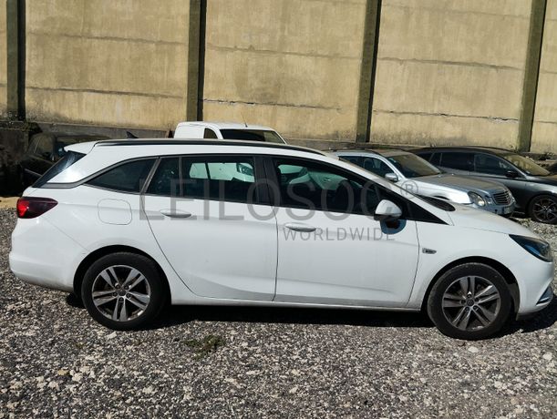 Opel Astra K Sports Tourer CDTI · Ano 2018 