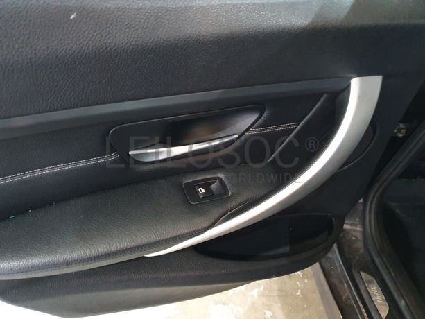 BMW 320D · Ano 2013