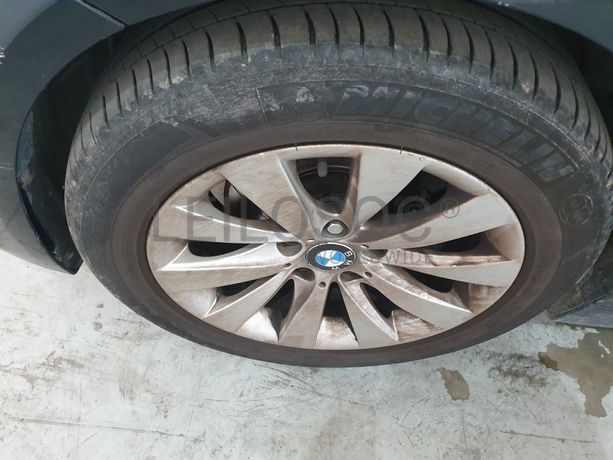 BMW 320D · Ano 2013