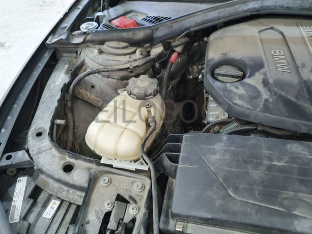 BMW 320D · Ano 2013