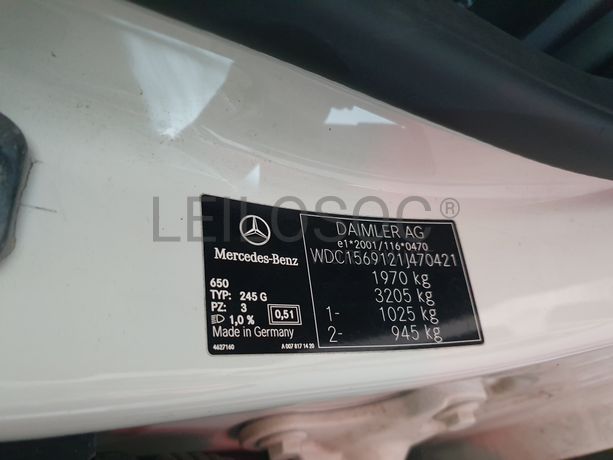 Mercedes-Benz GLA 180D · Ano 2017