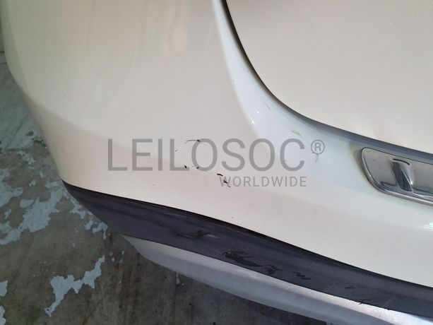 Mercedes-Benz GLA 180D · Ano 2017