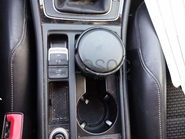 Volkswagen Golf 1.6 TDI · Ano 2015