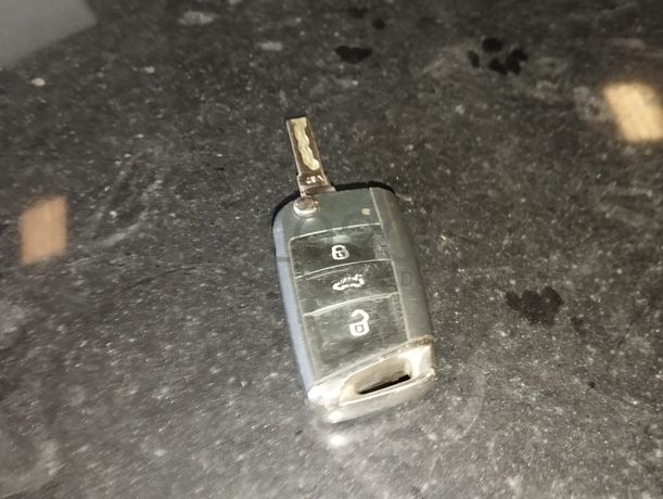 Volkswagen Golf 1.6 TDI · Ano 2015