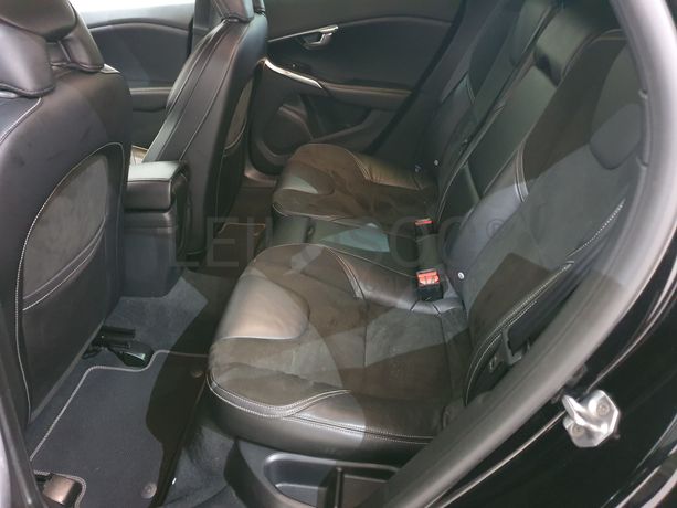 Volvo V40 · Ano 2015