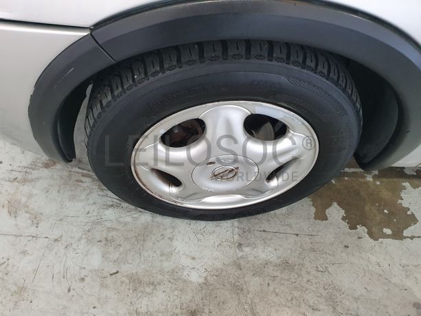 Opel Corsa · Ano 2001