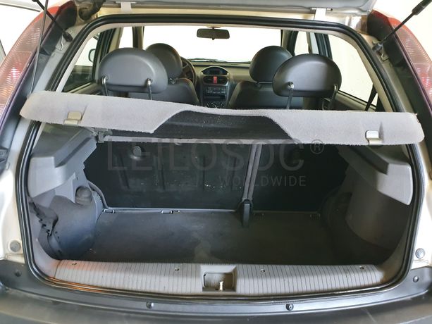 Opel Corsa · Ano 2001