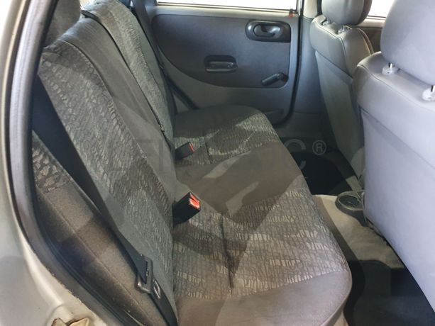 Opel Corsa · Ano 2001