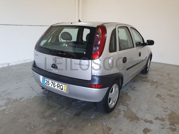 Opel Corsa · Ano 2001