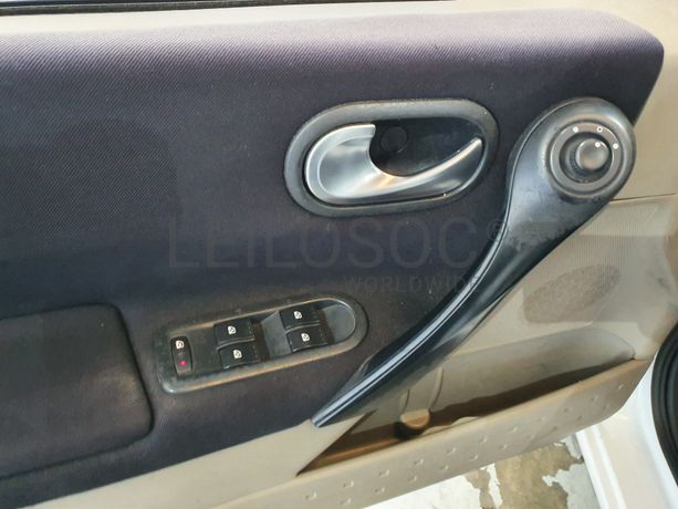 Renault Mégane · Ano 2005
