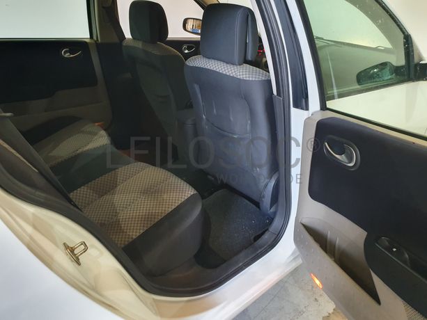 Renault Mégane · Ano 2005