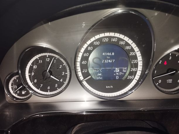 Mercedes-Benz E 350 CDI · Ano 2009   66-HL-39