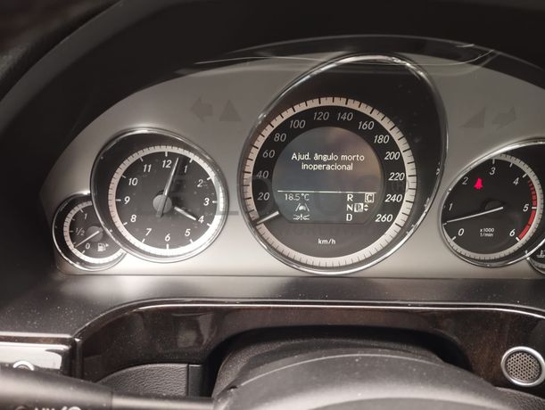 Mercedes-Benz E 350 CDI · Ano 2009   66-HL-39