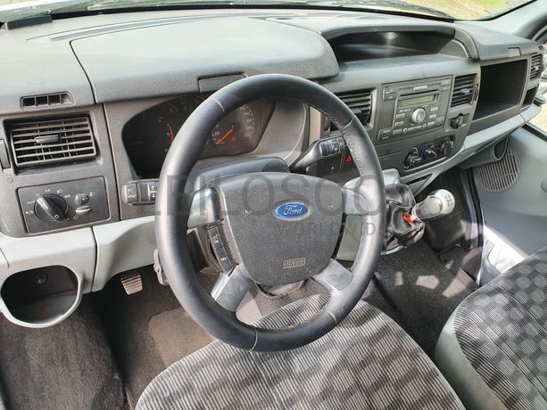 Ford Transit · Ano 2009