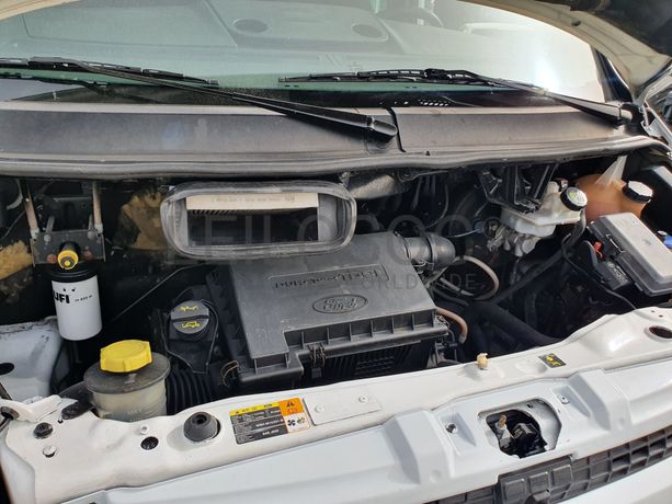 Ford Transit · Ano 2009