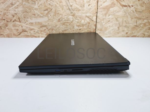 Portátil Gigabyte G7 GD Gaming