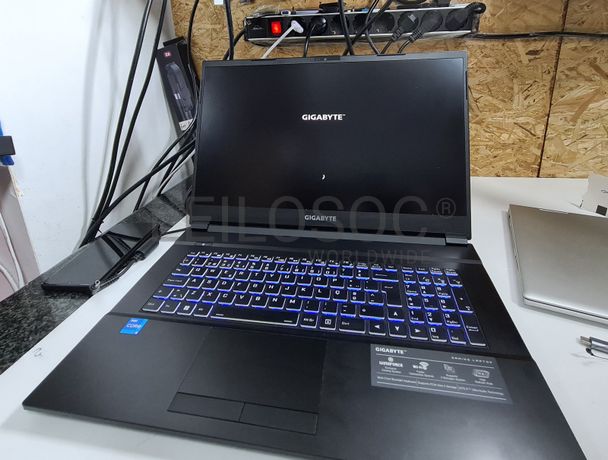 Portátil Gigabyte G7 GD Gaming