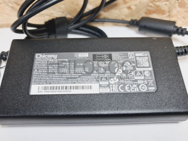 Portátil Gigabyte G7 GD Gaming