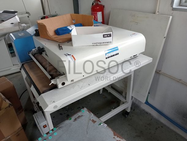 Máquina de cortar cloretes · Máquina de entretelar · Mesa de brunir