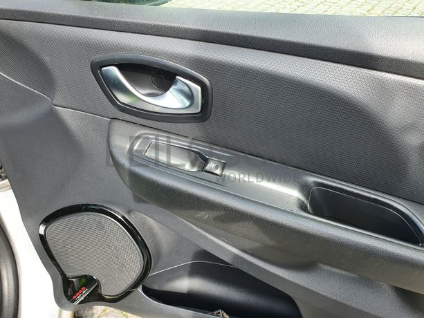 Renault Clio · Ano 2017