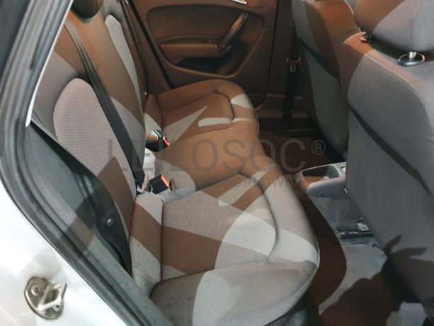 Audi A1 1.6 Tdi Sline · Ano 2013