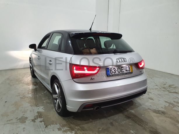 Audi A1 1.6 Tdi Sline · Ano 2013