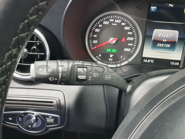 Mercedes C200 C220 BlueTec Station Avangard · Ano 2017