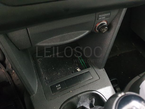 Volkswagen Caddy · Ano 2010