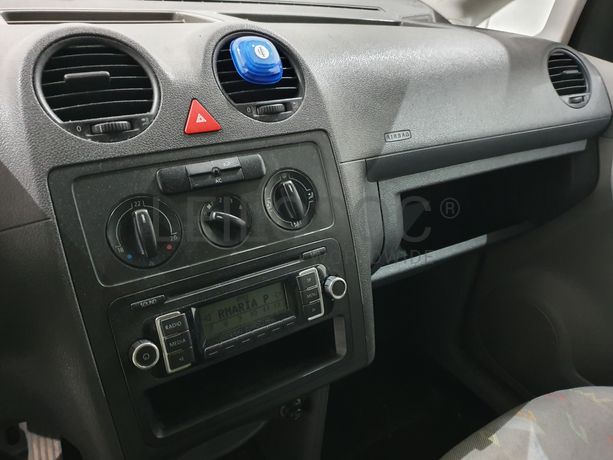 Volkswagen Caddy · Ano 2010