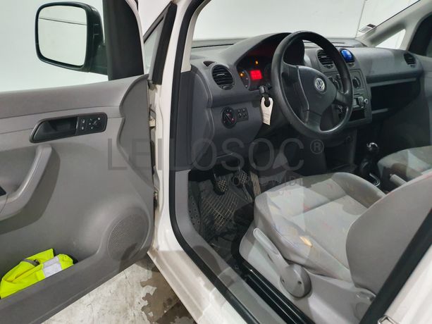 Volkswagen Caddy · Ano 2010