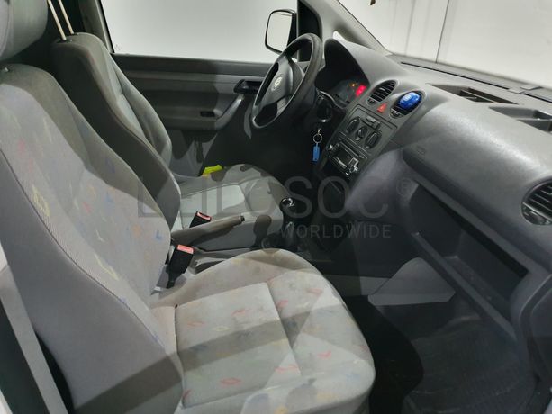 Volkswagen Caddy · Ano 2010