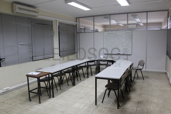 Equipamento de Escritório · Gabinete Médico · Balneário · Diversos