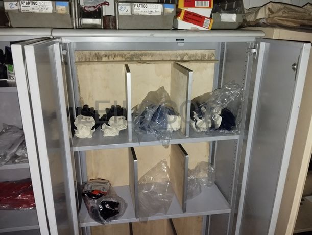 Acessórios de Cobre · Equipamento de Escritório · Diversos