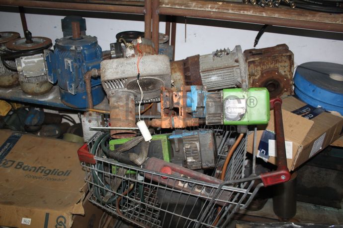 Estantaria · Maquinaria · Diversos