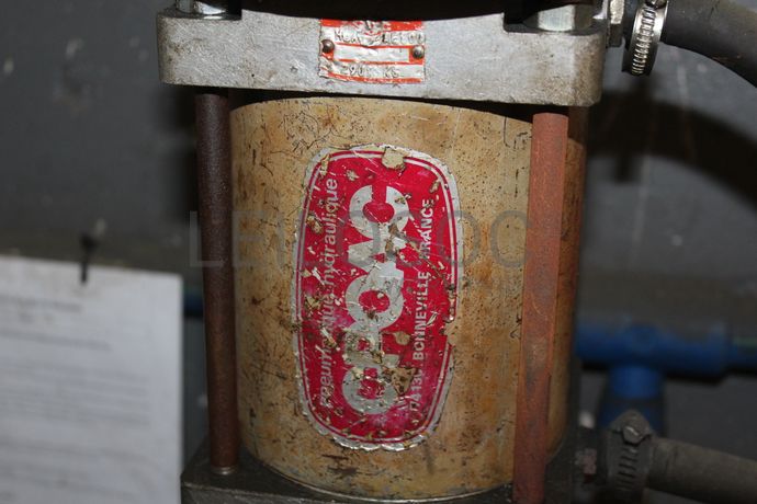 Desenrolador · Quinadeira Pneumática · Máquina de corte · Máquinas de Vincar · Alimentador