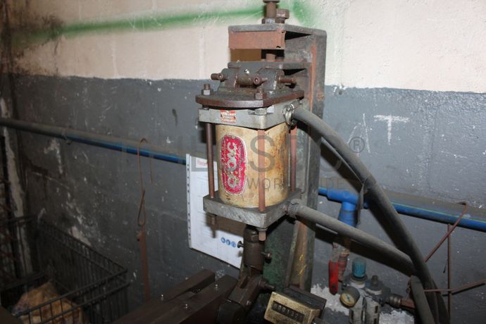 Desenrolador · Quinadeira Pneumática · Máquina de corte · Máquinas de Vincar · Alimentador