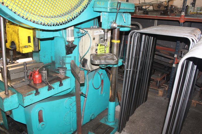 Engenho de Furar de Coluna