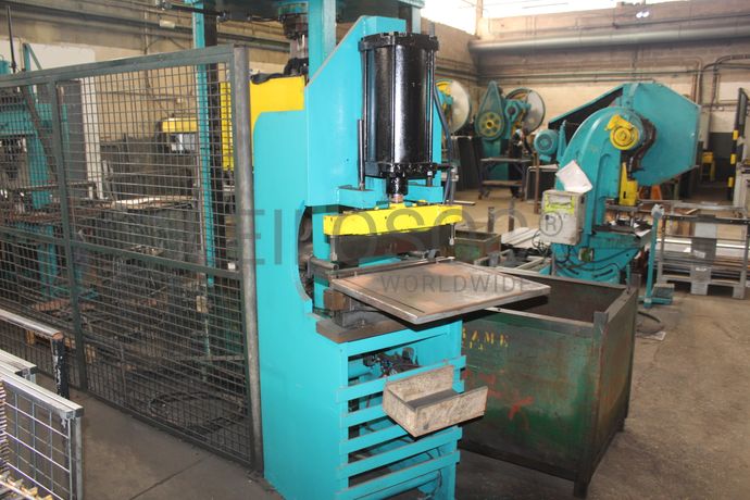 Quinadeira Pneumática