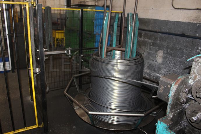 Máquina de Corte de Arame