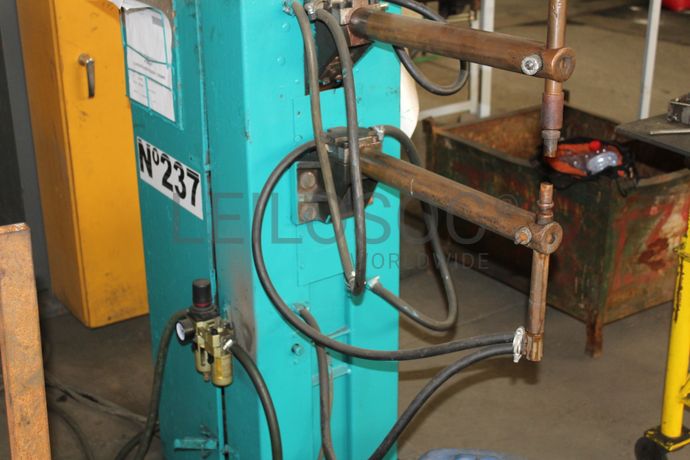 Máquina de Soldar por Pontos