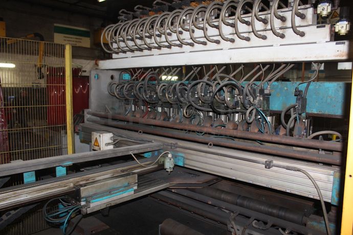 Máquina de Soldar Painéis