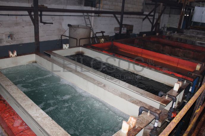 Linha Automática de Zincagem por Suspensão