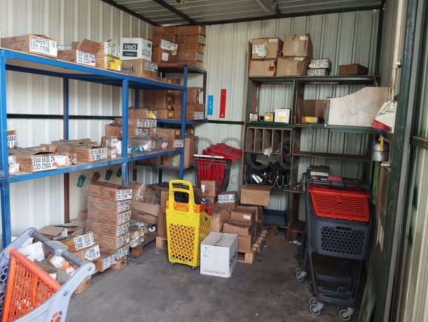 Stock de Peças e Acessórios · Monta Cargas · Porta Paletes · Diversos