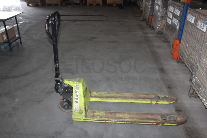 Stock de Peças e Acessórios · Monta Cargas · Porta Paletes · Diversos